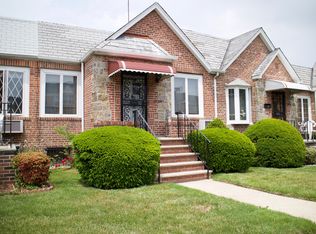8285 61st Dr, Flushing, NY 11379