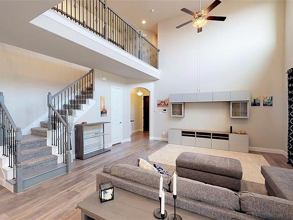 5th image of 7317 Rockford Ct