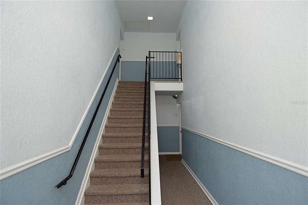 2 bed, 1.0 bath, 825 sqft, $2,800 — Photo 4