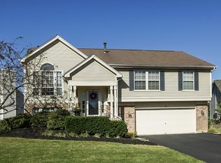 92 Plymouth Ct, Aurora, IL
