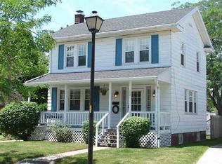 1607 Fairhill Rd, Fort Wayne, IN 46808