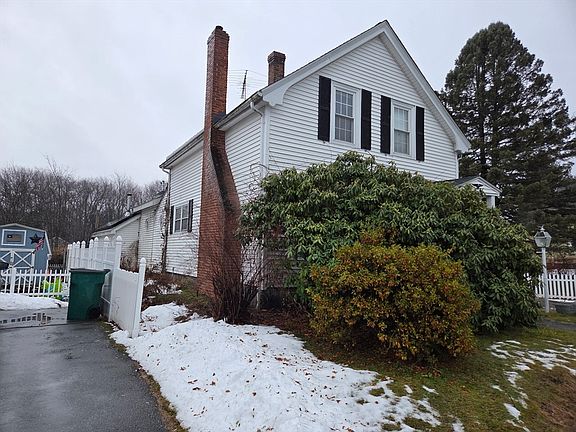 2nd image of 51 Exeter St