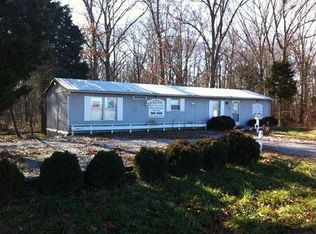 15835 Canaville Rd, Creal Springs, IL 62922