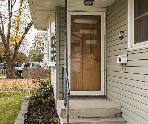 3rd image of 3520 6th Ave