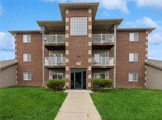 651 SE Dovetail Rd #7, Grimes, IA 50111