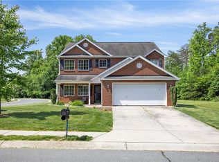 314 Walnut Crossing Dr, Whitsett, NC 27377