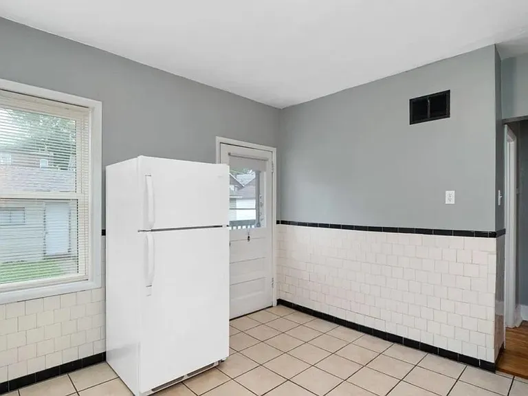 4800 Goethe Ave #1E — Photo 4