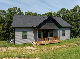 207 Coley Ct, Lafayette, TN 37083