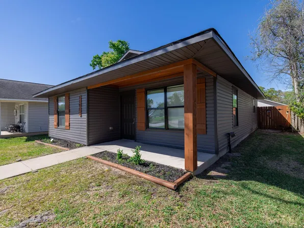 11915 Greenmesa Dr, Houston, TX 77044