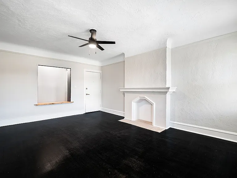 2373 Euclid Heights Blvd #4 — Photo 12