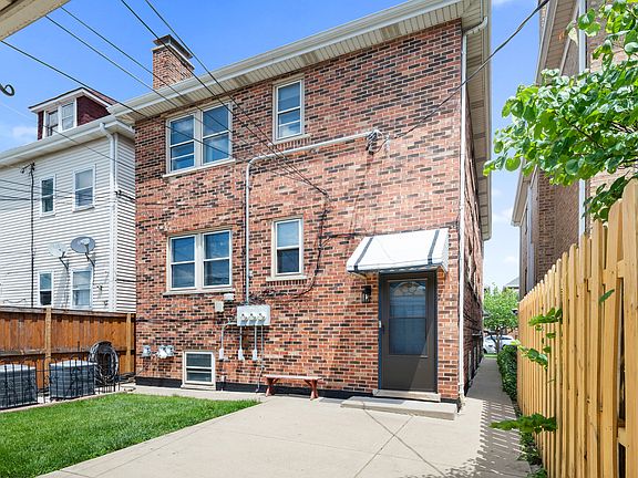 2nd image of 4906 S Kolin Ave
