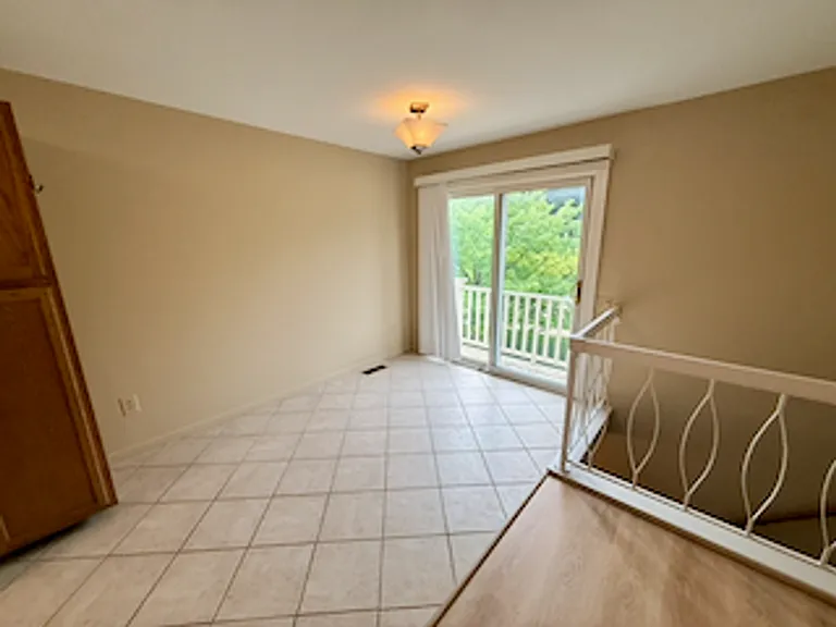 2802 Willow Ct — Photo 6