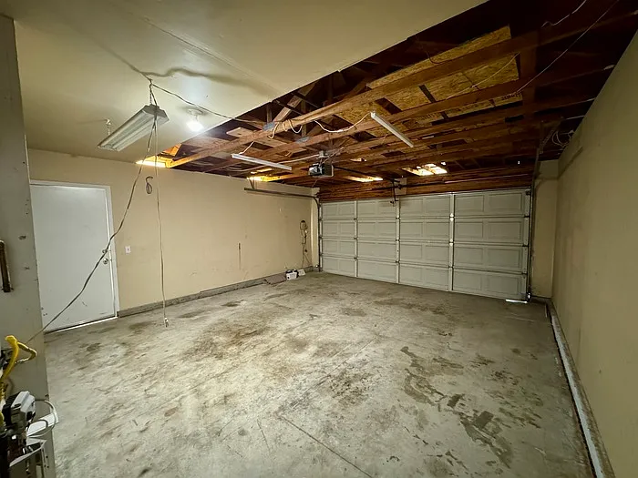 9101 Redwater Dr — Photo 13