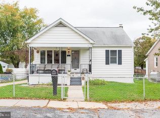 27 Right Wing Dr, Middle River, MD 21220