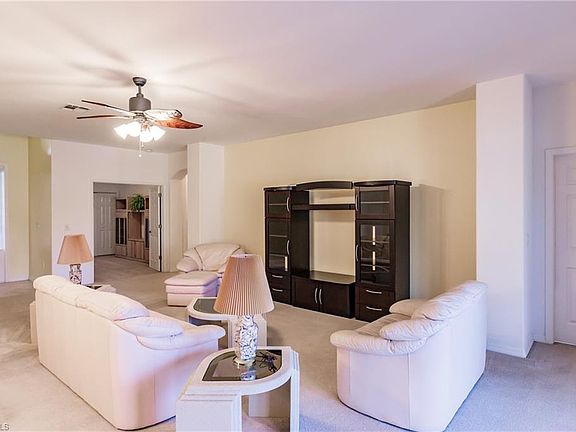 4th image of 9292 Palm Island Cir