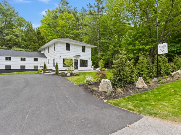 65 Middle Road, Falmouth, ME 04105