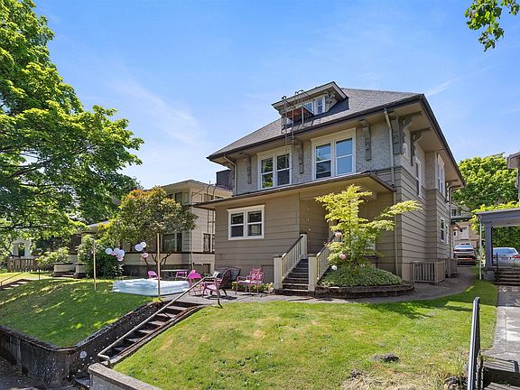 2nd image of 5015 18th Ave NE #1