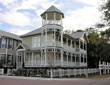 37 Coast Cottage Ln, Saint Simons Island, GA, 31522