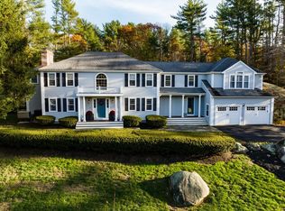 20 Whitney Woods Ln, Cohasset, MA 02025