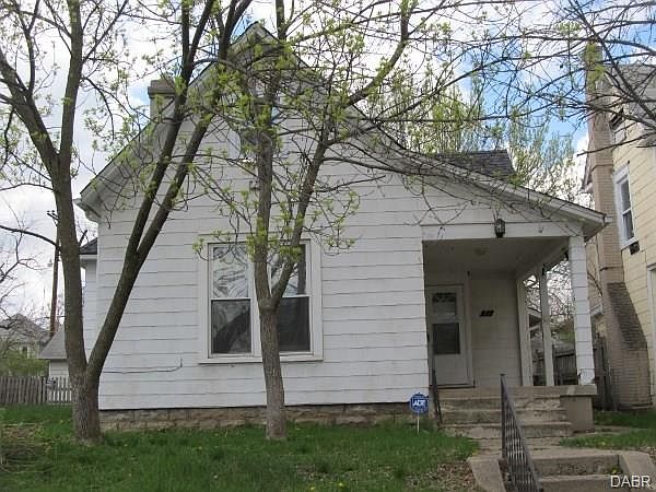 1st image of 71 E Burton Ave