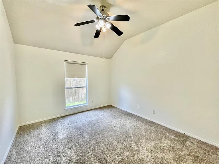 902 Cashew Ln — Photo 13
