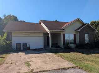 3551 Country Cir, Harrison, AR 72601