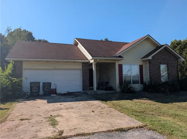 3551 Country Cir, Harrison, AR 72601