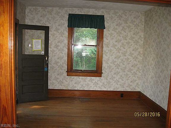 3rd image of 229 North Ave