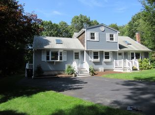 906 Plymouth St, Middleboro, MA 02346