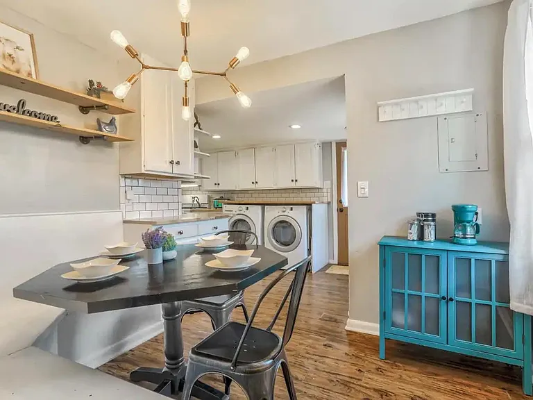 815 E Cache La Poudre St #A — Photo 25