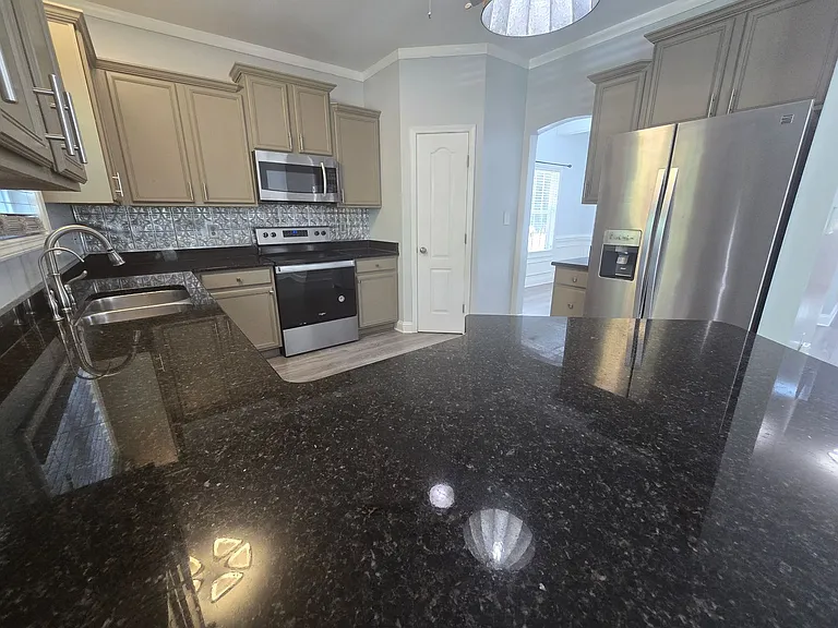5944 Kindley Dr — Photo 6