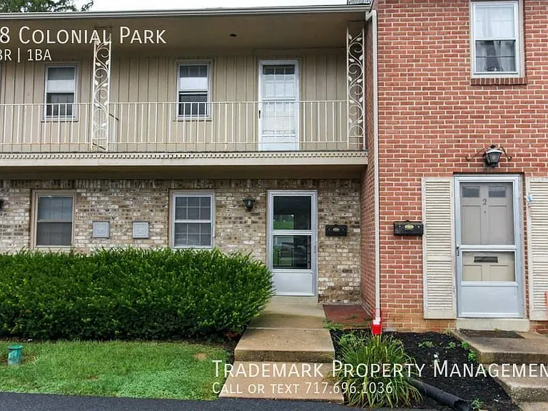 18 Colonial Park — Photo 3
