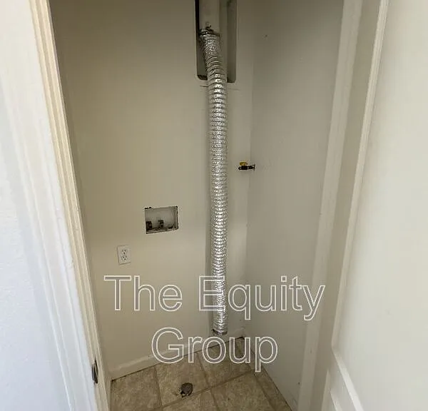2423 W Sunnyside Ave — Photo 6