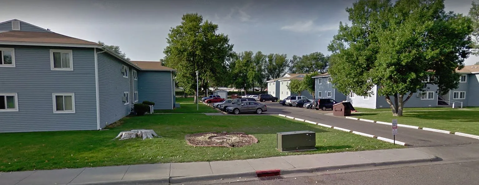 Western View Apartments — Photo 1