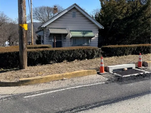 400 Mount Royal Blvd, Pittsburgh, PA 15223