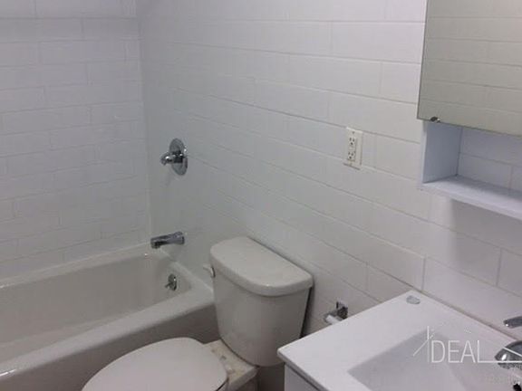 4th image of 483 Ocean Pkwy APT 1F