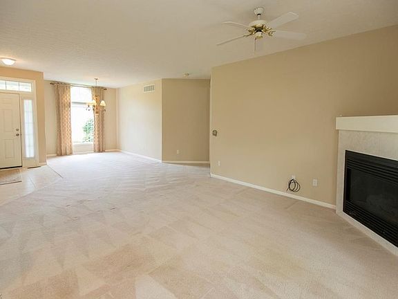 5th image of 22409 Country Meadows Ln