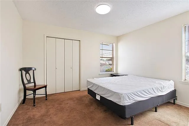 1208 Cambridge Dr — Photo 14