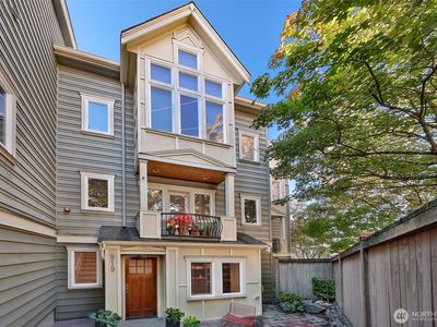 919 Belmont Avenue E, Seattle, WA, 98102
