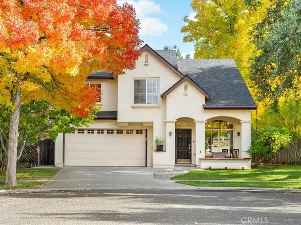 8 Heartwood Ct, Chico, CA 95928