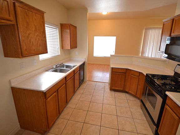 4th image of 4309 Beach Cliff Ave