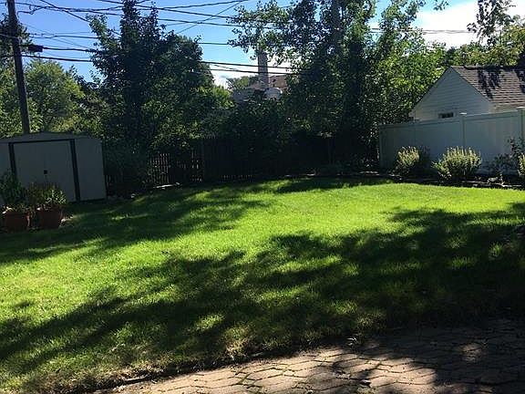 2nd image of 264 Hamilton Dr