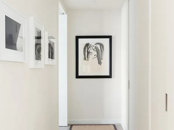 500 West 18th Street image 20 of 26