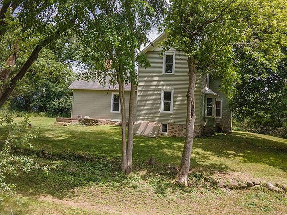 2nd image of W8008 S County Road A