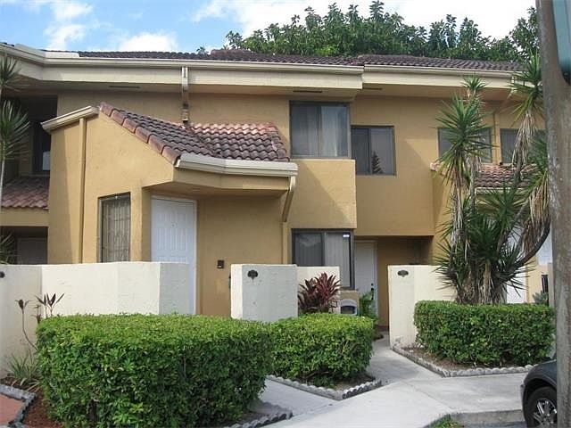 1st image of 9759 SW 138th Ave #Hb2r