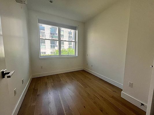 5th image of 97 Monroe St #2R