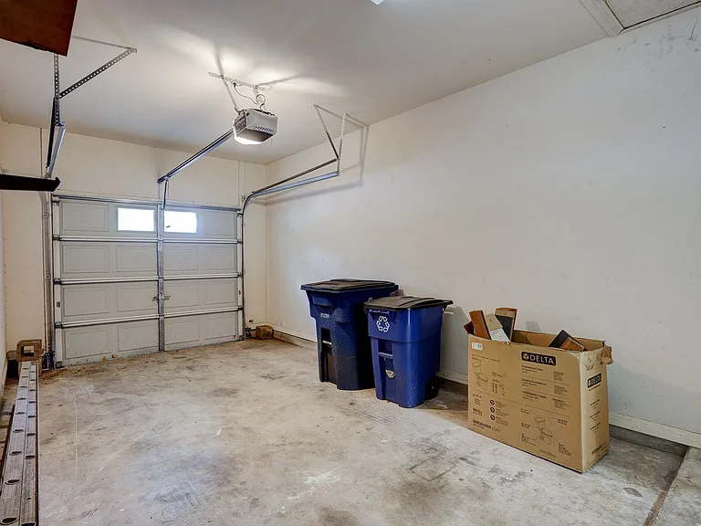 4502 Avenue B #B — Photo 24