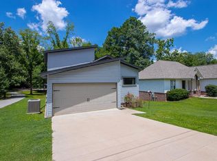 112 E Sunset Dr, Sheridan, AR 72150