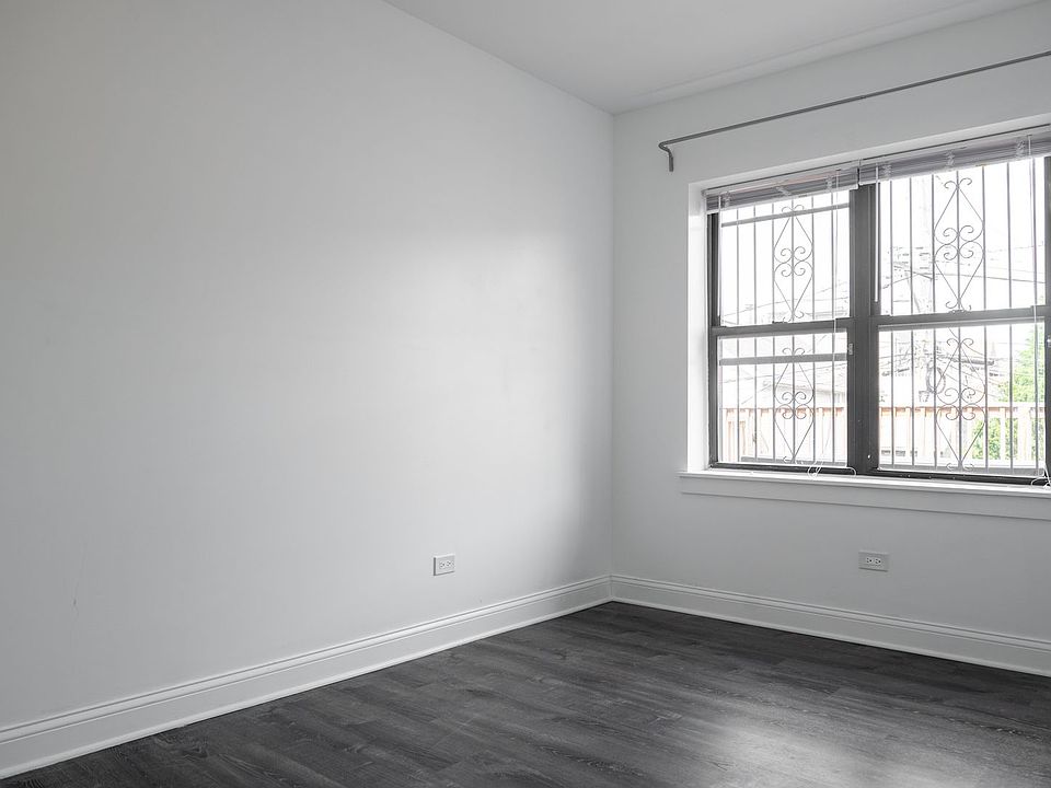 1st image of 1524 N Ashland Ave #2N