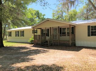 103 Oak Ln, Palatka, FL 32177